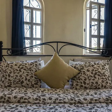 Willa Quinta Anita, Idyllic In Country House Style *