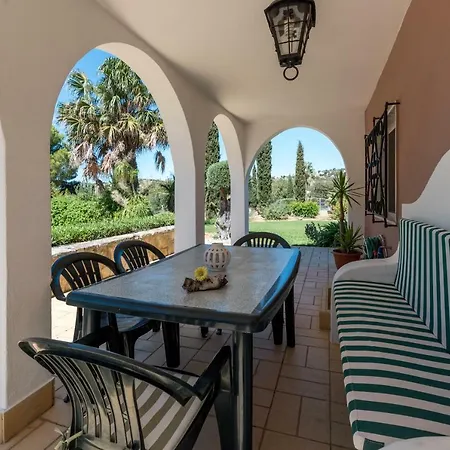 Quinta Anita, Idyllic In Country House Style Villa *