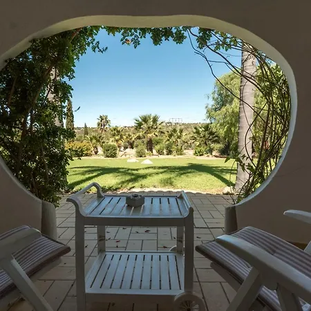 Quinta Anita, Idyllic In Country House Style Villa