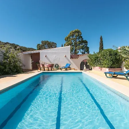 Quinta Anita, Idyllic In Country House Style Villa